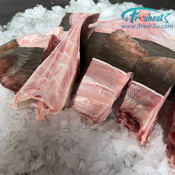 pari 1 1692158900 I FRESHEST MARKETING SDN BHD 魔鬼鱼/方鱼肉 Stingray Meat 1Pcs (1kg - 4Kg) iFresh2u! Online Seafood Delivery From Sekinchan to your Doorstep. We supply complete range of local seafood, meat, chicken, vegetables, fruits and many more.